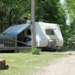 Single trailer with deck